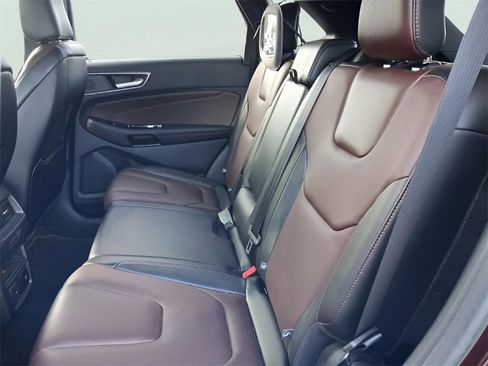 Used 2020 Ford Edge Titanium w/ Equipment Group 301A image 20