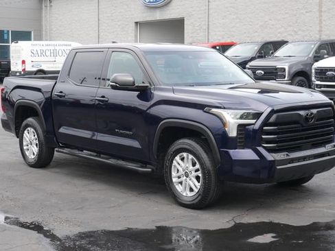 Used 2023 Toyota Tundra SR5 w/ SR5 Premium Package AWD/4WD image 7