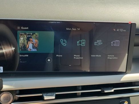 New 2026 Hyundai Tucson SE w/ Tow & Go Package FWD image 11