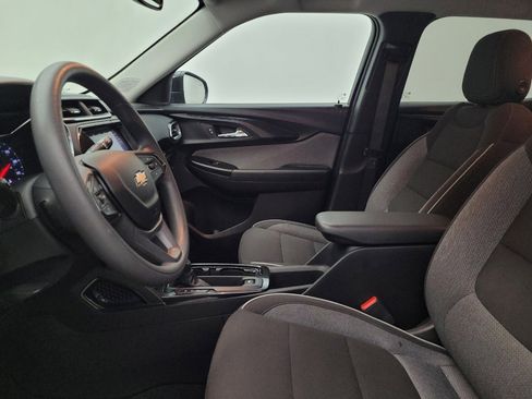 Used 2023 Chevrolet TrailBlazer LT w/ Convenience Package image 17