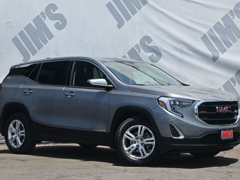 Used 2020 GMC Terrain SLE image 3