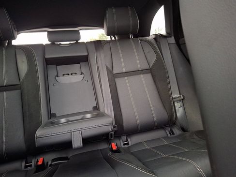 Used 2020 Land Rover Range Rover Velar R-Dynamic S image 20