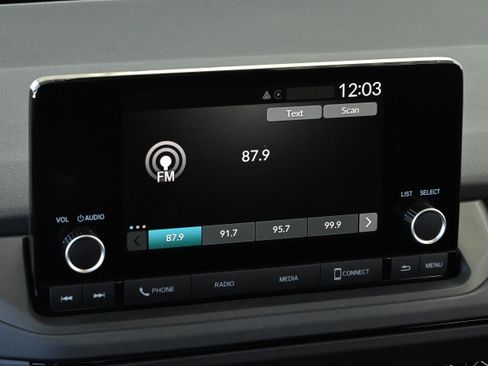 Used 2024 Honda Accord EX image 19