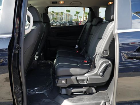 Used 2026 Honda Odyssey EX-L image 18
