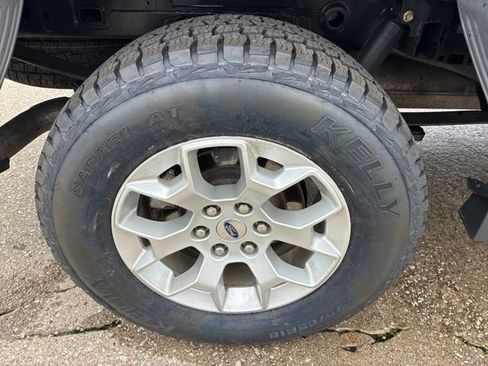 Used 2023 Ford F150 XLT AWD/4WD image 12
