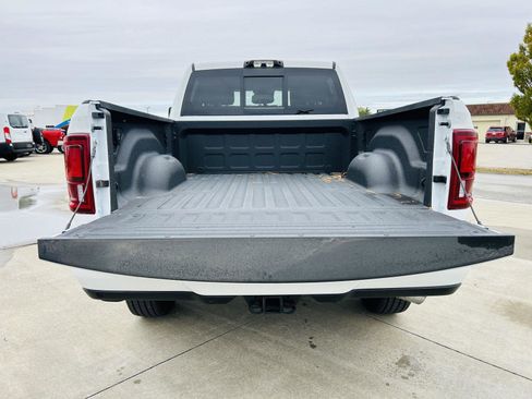 New 2026 RAM 3500 Laramie image 31