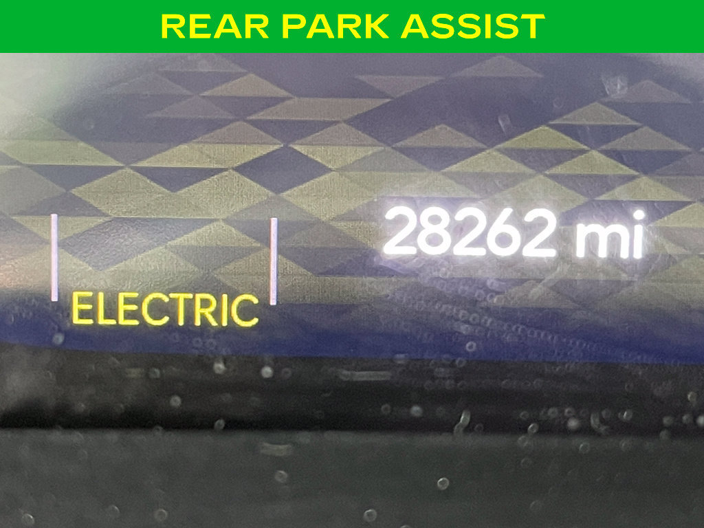 Used 2024 Jeep Wrangler Unlimited w/ Convenience Group AWD/4WD image 18