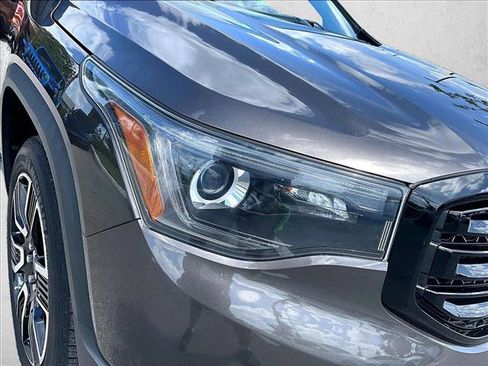 Used 2019 GMC Acadia SLT w/ Black Edition FWD image 28
