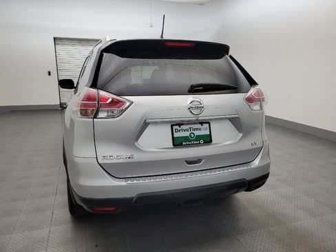 Used 2016 Nissan Rogue SV FWD image 6