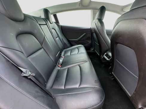 Used 2019 Tesla Model 3 Standard Range Plus RWD image 18