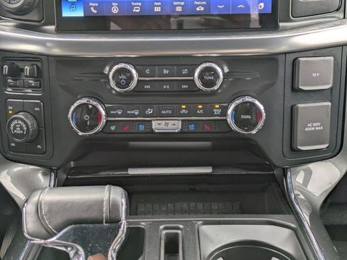 Used 2022 Ford F150 Lariat w/ Equipment Group 502A High image 21