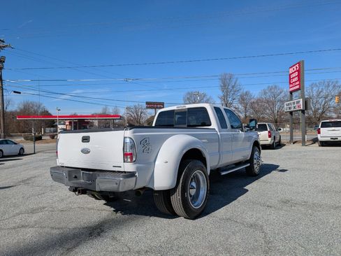Used 2012 Ford F350 Lariat image 6