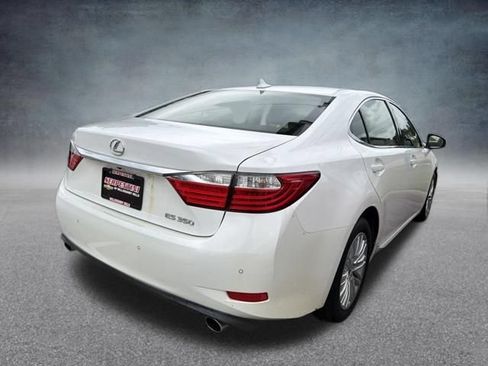 Used 2014 Lexus ES 350 w/ Luxury Package FWD image 7