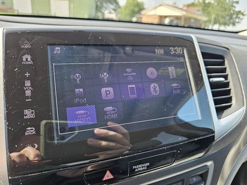 Used 2018 Honda Pilot EX-L image 61