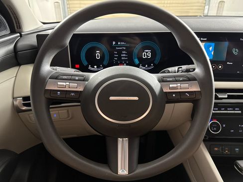 Used 2026 Hyundai Tucson SEL FWD image 16