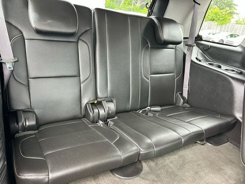 Used 2015 Chevrolet Tahoe LTZ RWD image 13
