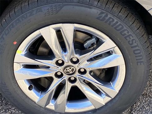 New 2026 Toyota Sienna Limited image 5