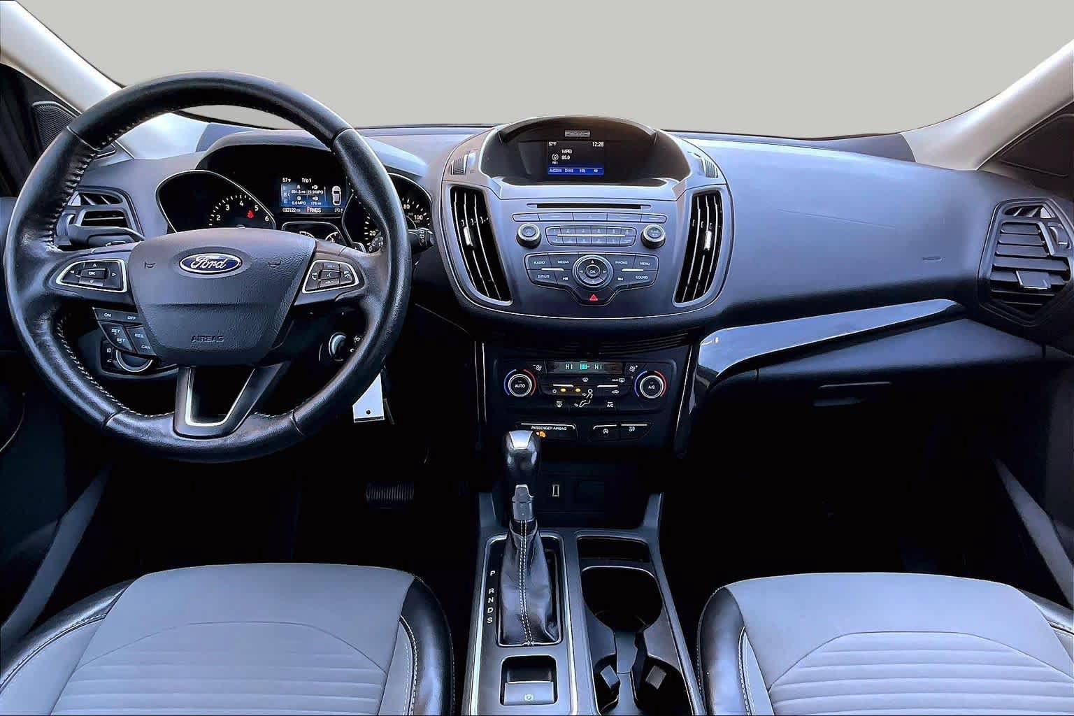 Used 2017 Ford Escape SE w/ SE Sport Appearance Package FWD image 16
