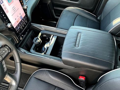 Used 2025 RAM 2500 Limited image 15