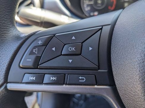 Used 2025 Nissan Versa SV FWD image 19