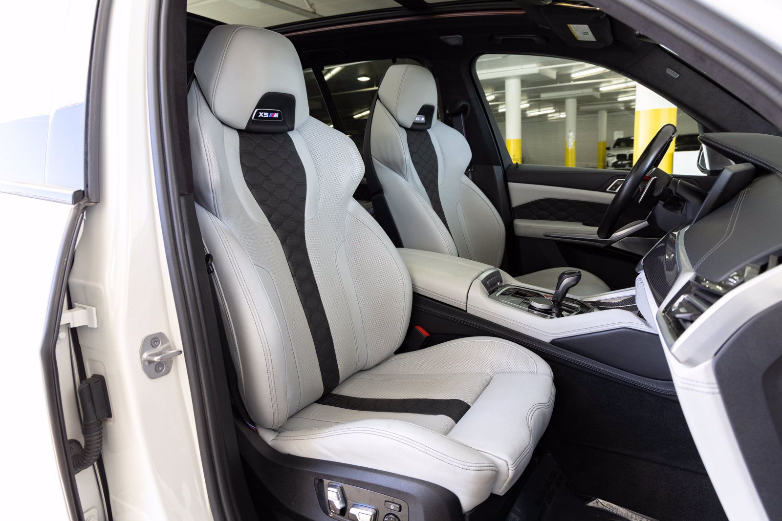 Used 2021 BMW X5 M w/ Competition Package AWD/4WD image 33