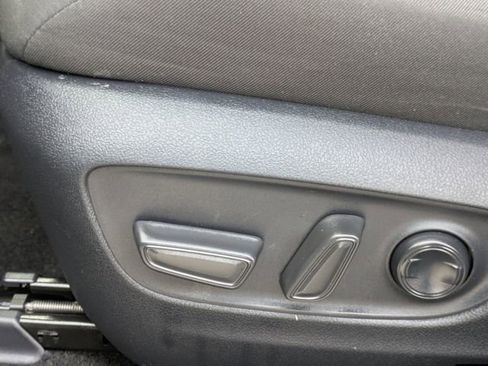 Used 2024 Toyota RAV4 AWD Hybrid image 25