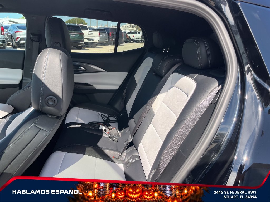 Used 2026 Chevrolet Equinox EV LT FWD image 25