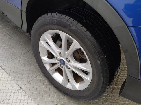 Used 2018 Ford Escape SE FWD image 31