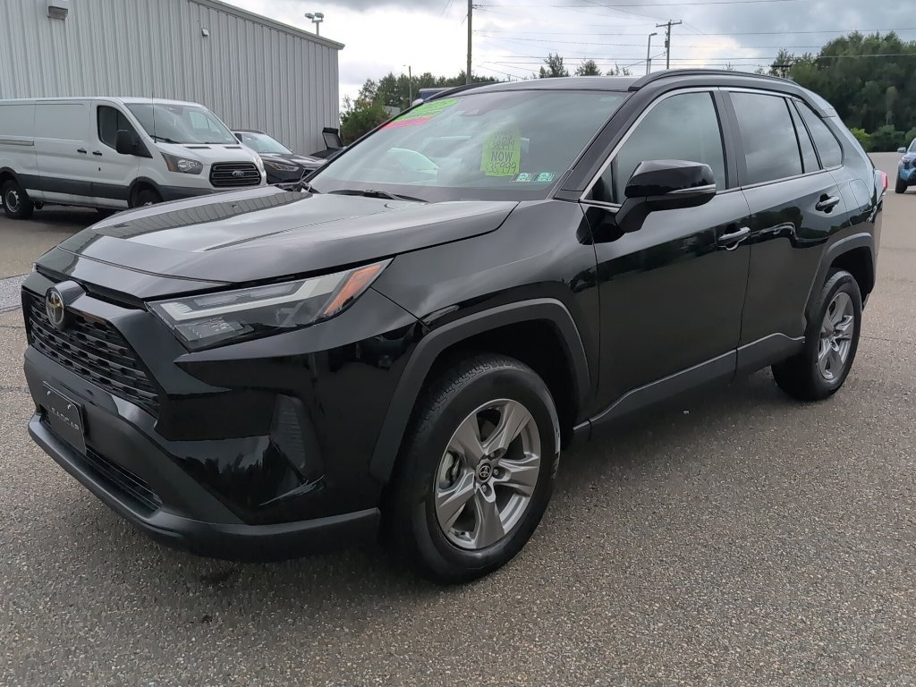 Used 2025 Toyota RAV4 XLE w/ Convenience Package AWD/4WD image 2