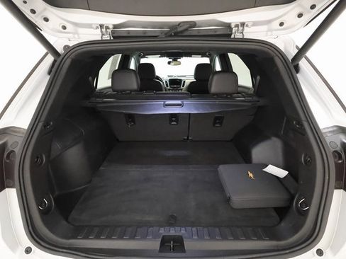 Used 2022 Chevrolet Equinox Premier image 22