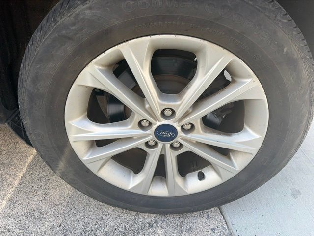 Used 2019 Ford Escape SEL AWD/4WD image 18