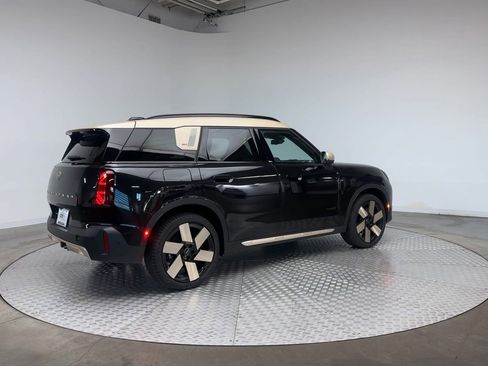 Used 2026 MINI Cooper Countryman S w/ Comfort Package Max AWD/4WD image 3