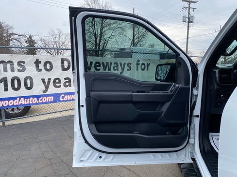 Used 2024 Ford F150 XLT w/ Equipment Group 302A MID image 13