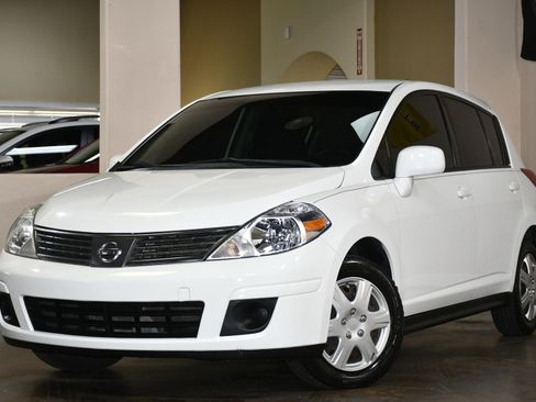 Used 2009 Nissan Versa 1.8 S w/ PWR Pkg image 4