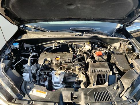 Used 2023 Honda HR-V LX image 17