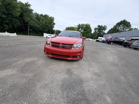Used 2014 Dodge Avenger R/T w/ Sun/Sound Group FWD image 13