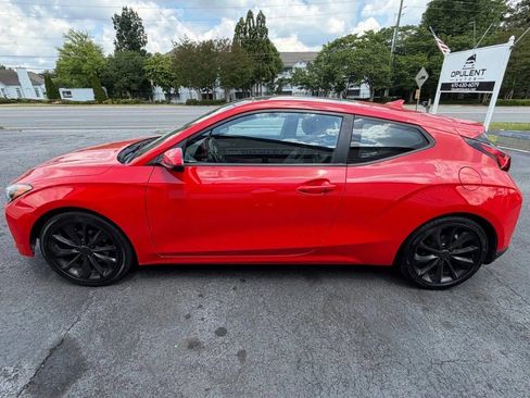 Used 2021 Hyundai Veloster 2.0 Premium FWD image 5