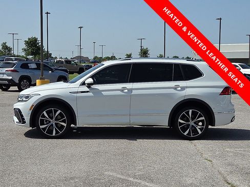Used 2024 Volkswagen Tiguan SEL R-Line AWD/4WD image 3