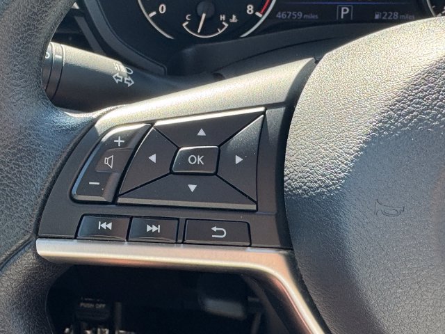 Used 2025 Nissan Altima 2.5 SV FWD image 22