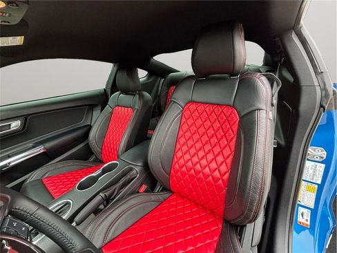 Used 2020 Ford Mustang GT image 18