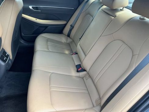 Used 2023 Hyundai Sonata Limited w/ Preferred Accessory Package FWD image 41