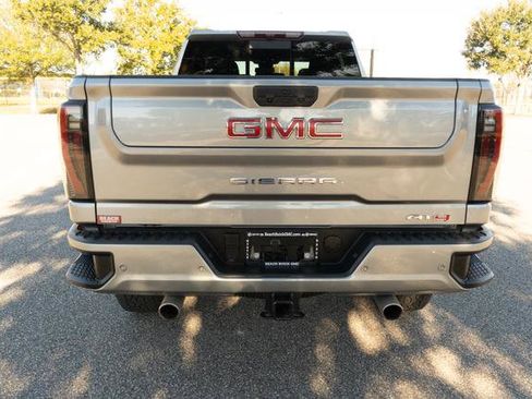 Used 2026 GMC Sierra 2500 AT4 image 4