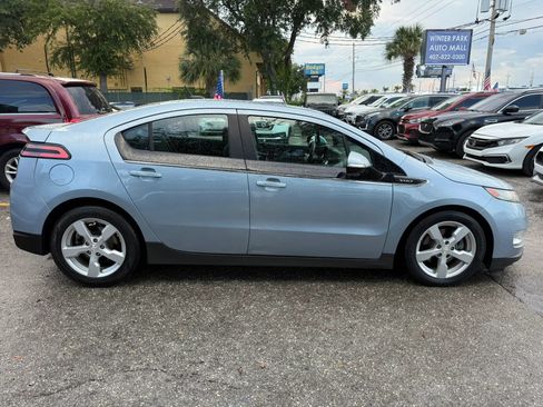 Used 2014 Chevrolet Volt w/ Enhanced Safety Package 1 FWD image 5