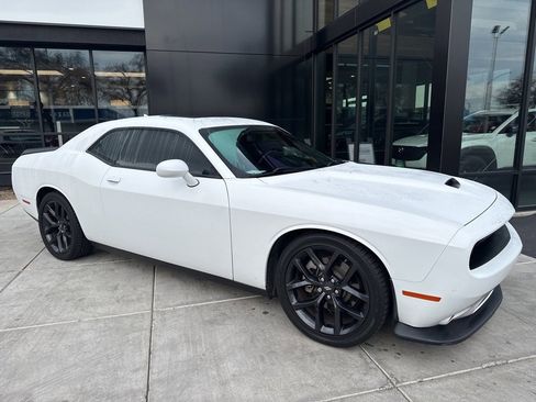 Used 2022 Dodge Challenger GT w/ Plus Package image 2