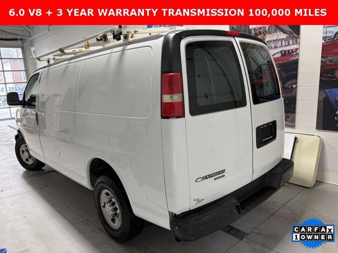Used 2015 Chevrolet Express 2500 Work Van 3D Cargo Van image 5