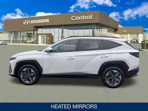 Certified 2025 Hyundai Tucson SEL AWD/4WD image 5