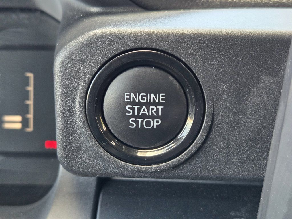 Used 2025 Toyota Tacoma SR RWD image 21