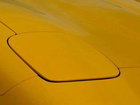 Used 2000 Chevrolet Corvette Convertible w/ Memory Pkg RWD image 18