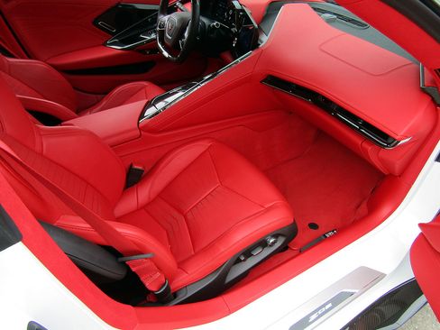 Used 2025 Chevrolet Corvette Z06 w/ Z07 Performance Package image 13