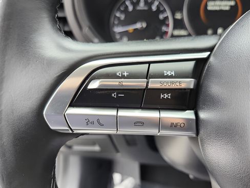 Used 2019 MAZDA MAZDA3 Sedan w/ Preferred Package image 18